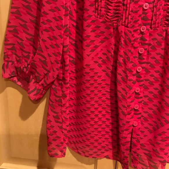 New Banana Republic Red Patterned Blouse - Picture 4 of 6